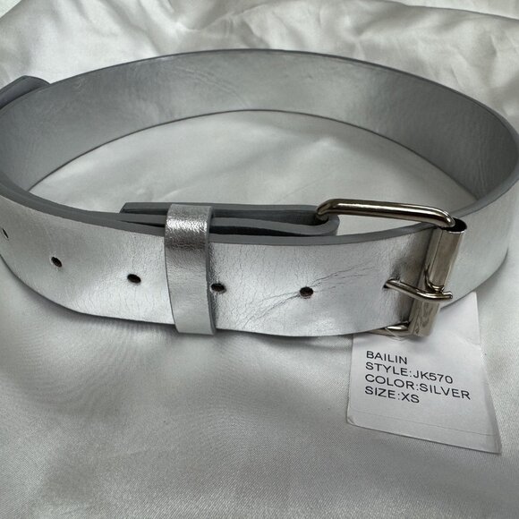NWT Women's Silver Belt Silver Buckle - Picture 1 of 3